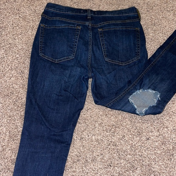 Free People Busted Skinny Jeans-30S - Picture 3 of 5